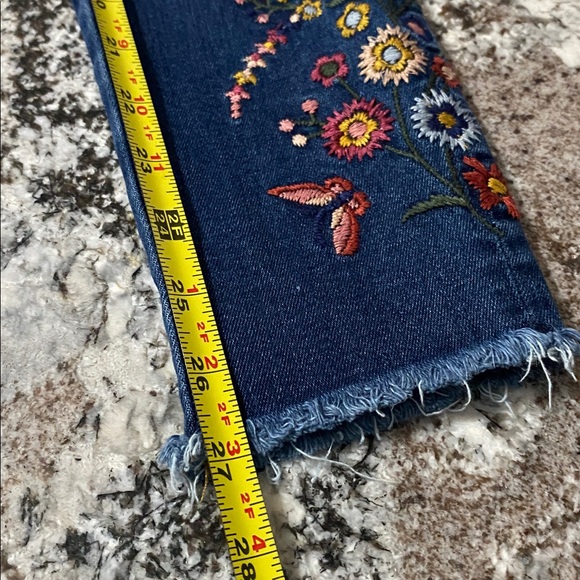 DRIFTWOOD by Free People Jackie Embroidered Jeans Size W25/L28 - Picture 9 of 10